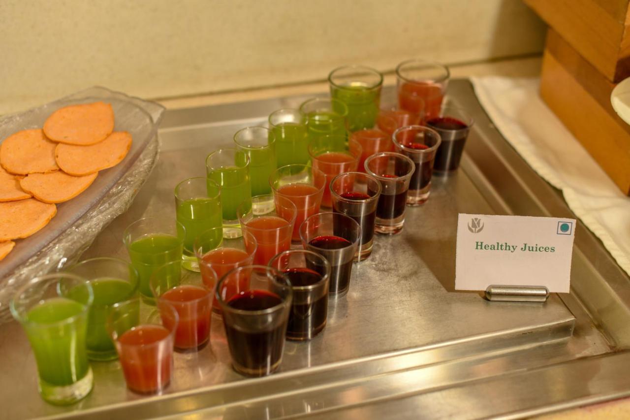 Royal Tulip Luxury Hotel, Kufri, שימלה מראה חיצוני תמונה