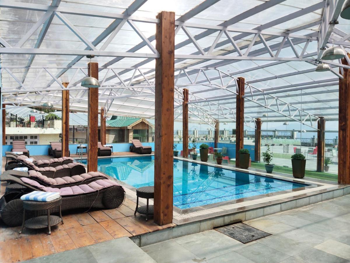 Royal Tulip Luxury Hotel, Kufri, שימלה מראה חיצוני תמונה