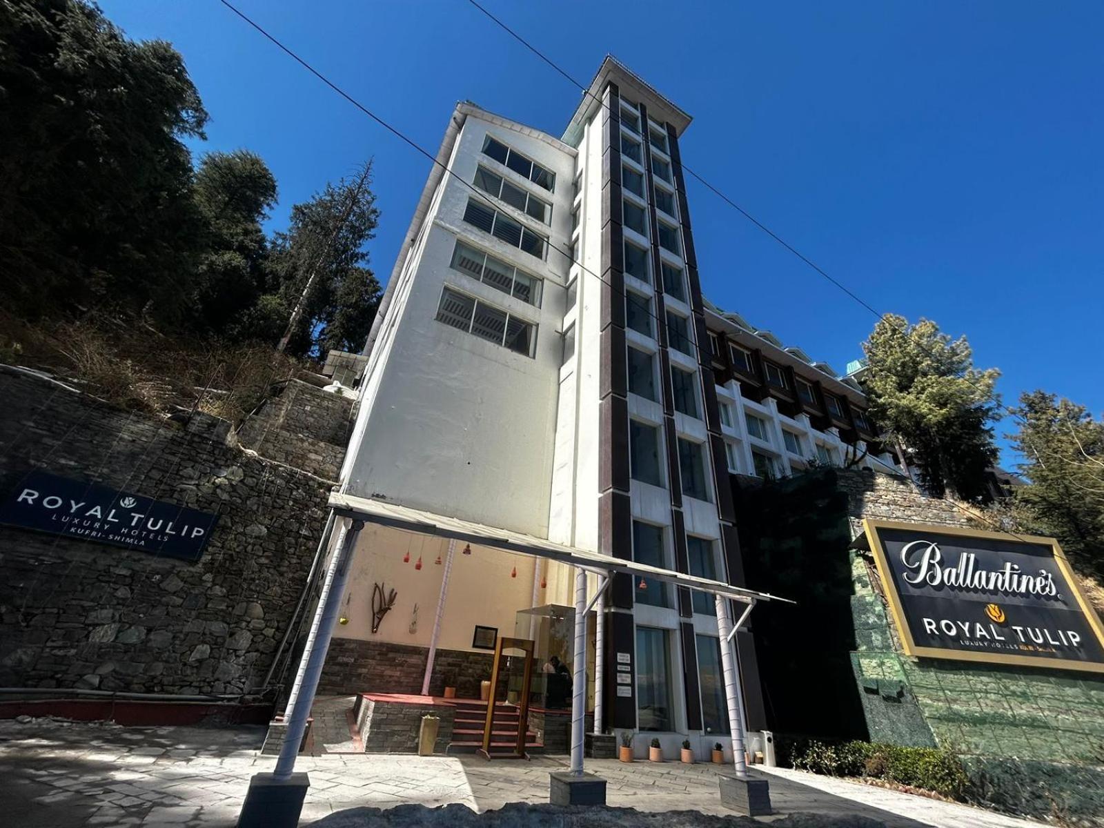 Royal Tulip Luxury Hotel, Kufri, שימלה מראה חיצוני תמונה